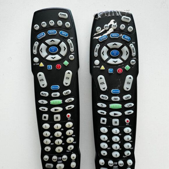 2 Spectrum TV Remotes + Power Adapter+ Ethernet Cables & Video Cables - Picture 2 of 10